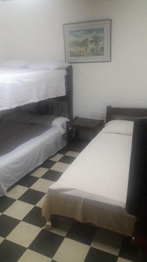 Hospedaje Santa Barbara Buga Eksteriør bilde